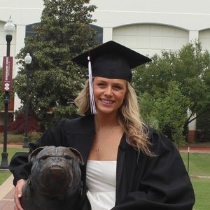 Meet your Posher, Sterling